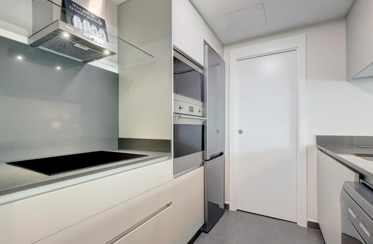 Stylish 2 Bedroom Apartment In Estepona Old Town 외부 사진